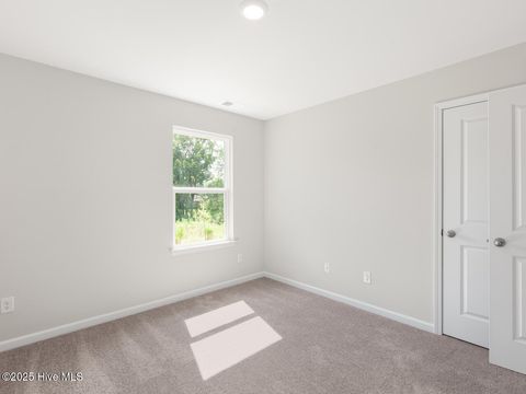 Tiny photo for 426 Driftwood Drive #11, Richlands, NC 28574 (MLS # 100546634)