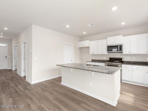 Tiny photo for 426 Driftwood Drive #11, Richlands, NC 28574 (MLS # 100546634)