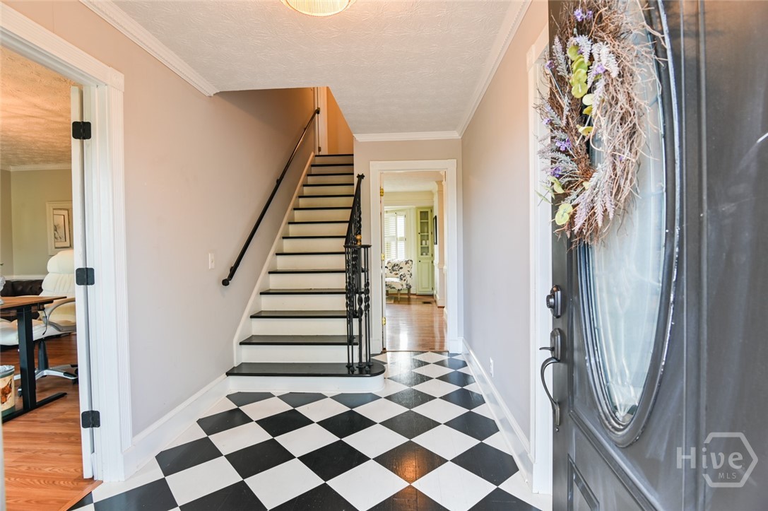 1520 Colonial Drive