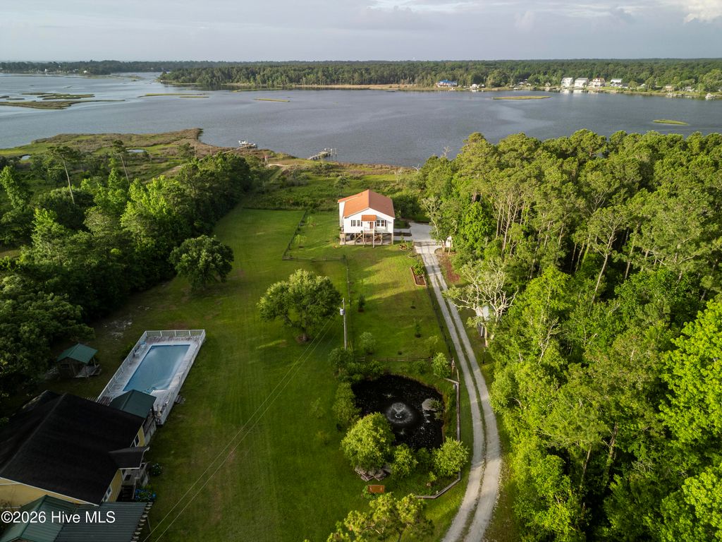 Photo of 144 Ray Lane, Swansboro, NC 28584 (MLS # 100576832)