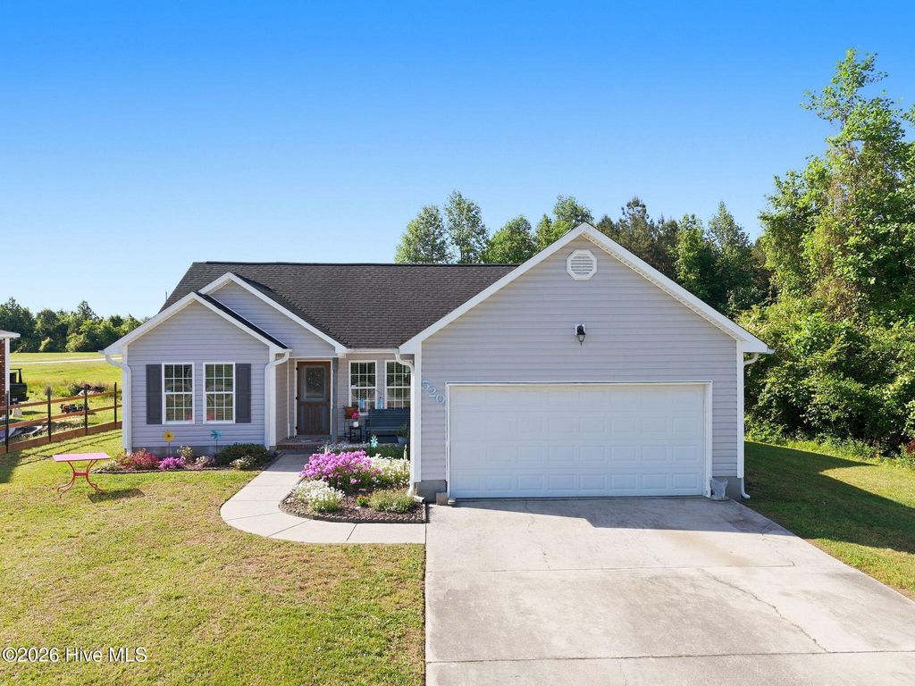 Photo of 520 Comfort Road, Richlands, NC 28574 (MLS # 100571867)