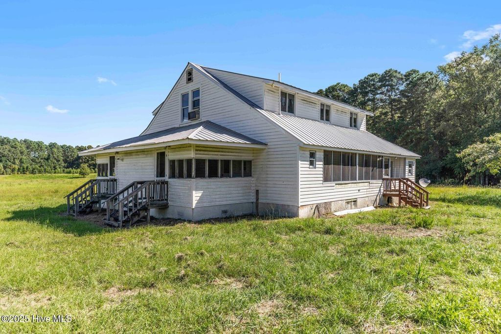 Photo of 14419 Nc Highway 41 E, Harrells, NC 28444 (MLS # 100533640)