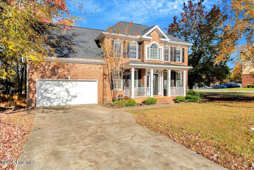 Photo of 201 Sarazen Drive, Clayton, NC 27527 (MLS # 100566711)