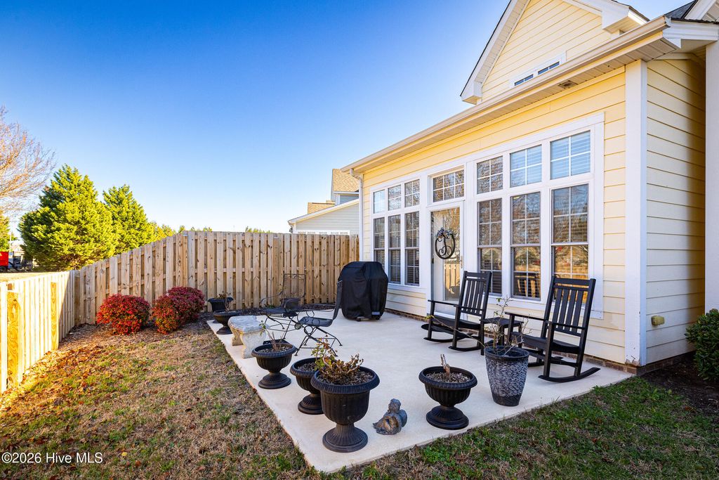 Photo of 515 Water Crest Circle, Elizabeth City, NC 27909 (MLS # 100550038)