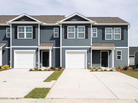 Townhouse For Sale - 204 Cashmere Court #LOT 34<br/> Wilmington, NC 28411