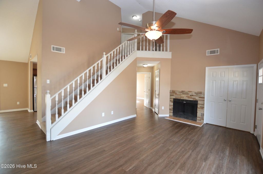 Photo of 107 Honey Tree Court, Midway Park, NC 28544 (MLS # 100573470)