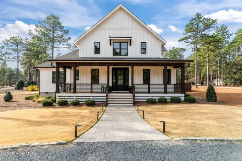 Photo of 175 Longleaf Road, Southern Pines, NC 28387 (MLS # 100559782)