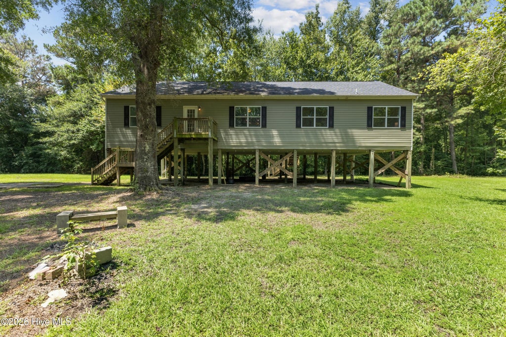 Photo of 309 Burgaw Creek Loop Road, Burgaw, NC 28425 (MLS # 100589084)