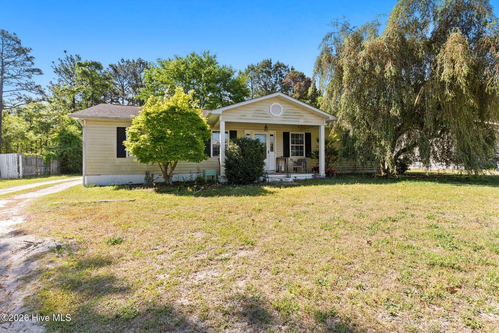 Photo of 2712 Evans Circle SW, Shallotte, NC 28470 (MLS # 100567979)