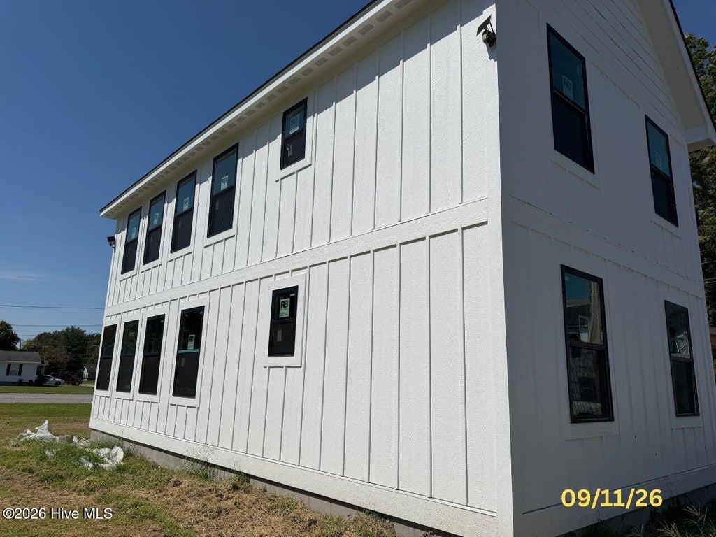 Photo of 105 Bell Street, Elizabeth City, NC 27909 (MLS # 100609803)