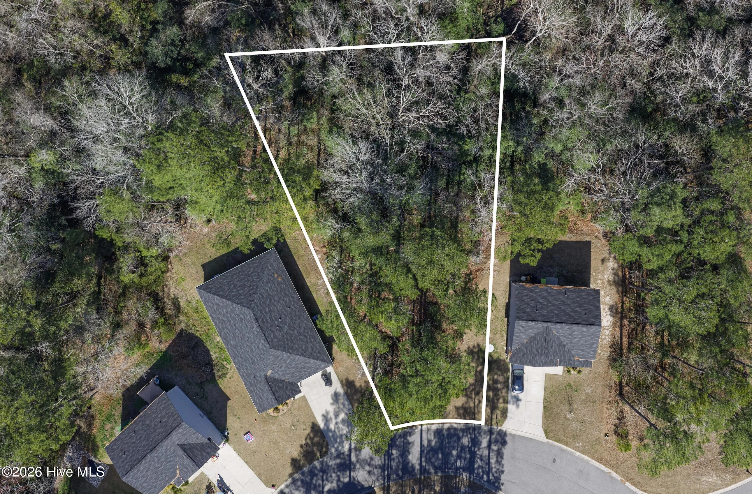 2607 Twin Leaf Court SE