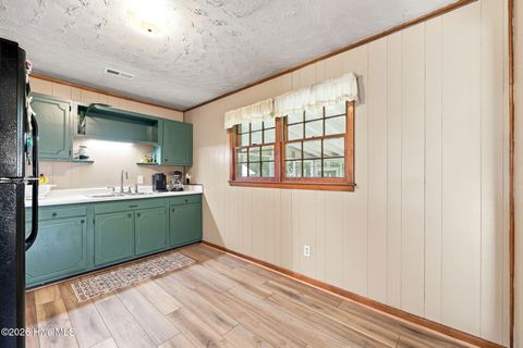 Tiny photo for 11 Oxford Drive, Jacksonville, NC 28546 (MLS # 100591630)