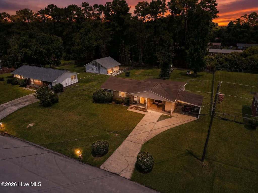 Photo of 11 Oxford Drive, Jacksonville, NC 28546 (MLS # 100591630)