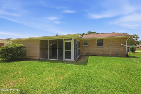Tiny photo for 11 Oxford Drive, Jacksonville, NC 28546 (MLS # 100591630)