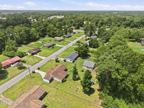 Tiny photo for 11 Oxford Drive, Jacksonville, NC 28546 (MLS # 100591630)