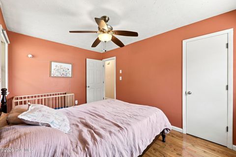 Tiny photo for 11 Oxford Drive, Jacksonville, NC 28546 (MLS # 100591630)