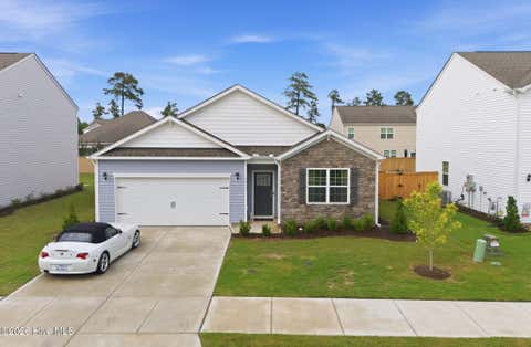 Homes For Sale - 2013 Montford Drive<br/> New Bern, NC 28562
