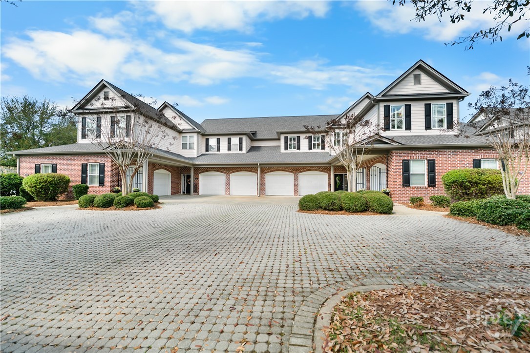 1304 River Oaks Drive 1304