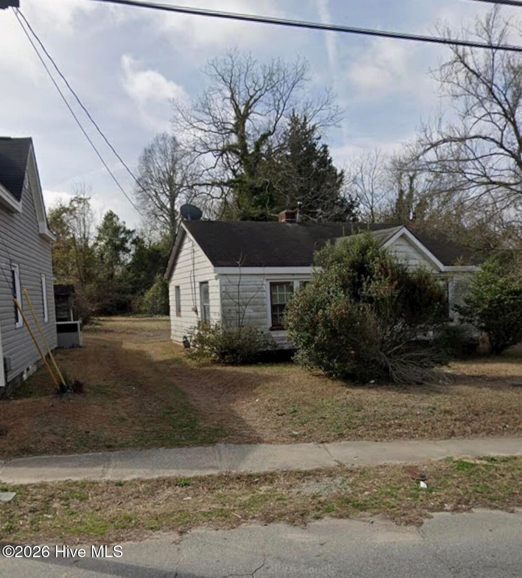 Photo of 440 E Elm Street, Goldsboro, NC 27530 (MLS # 100576020)