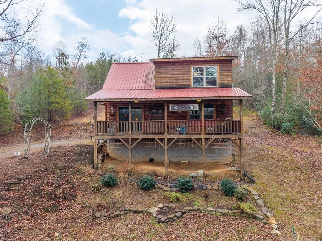 225 Hickory Woods Trail
