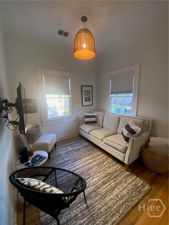 Photo of 108 W Duffy Lane, Savannah, GA 31401 (MLS # SA365148)