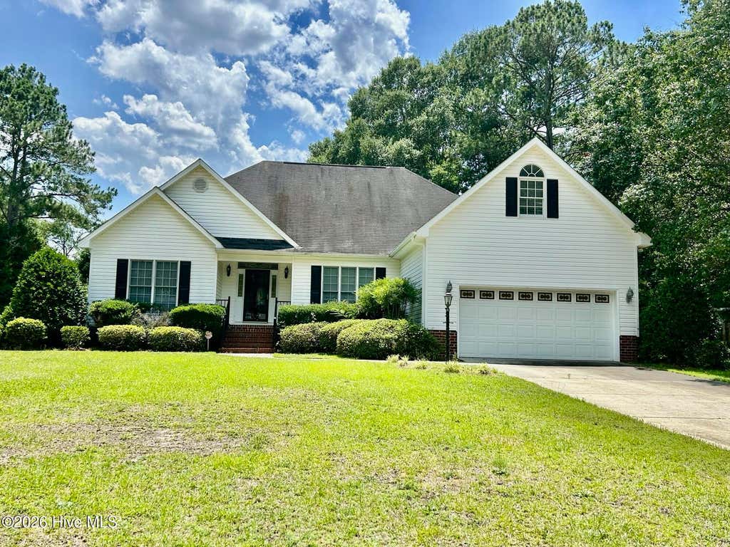Photo of 12740 Antler Circle, Laurinburg, NC 28352 (MLS # 100585257)
