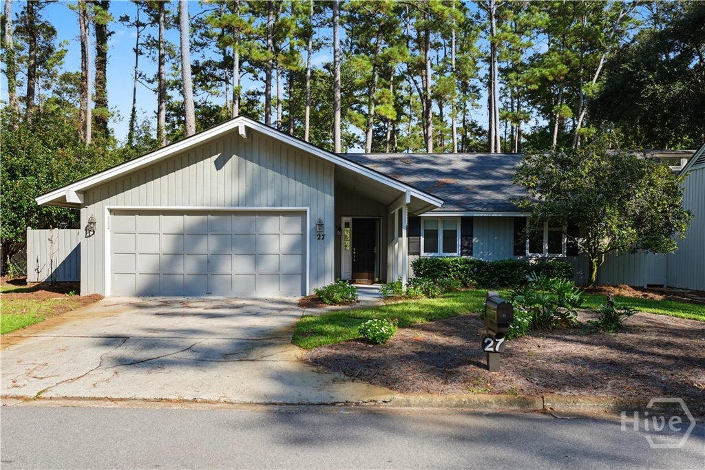 Photo of 27 Village Green Circle, Savannah, GA 31411 (MLS # SA367016)