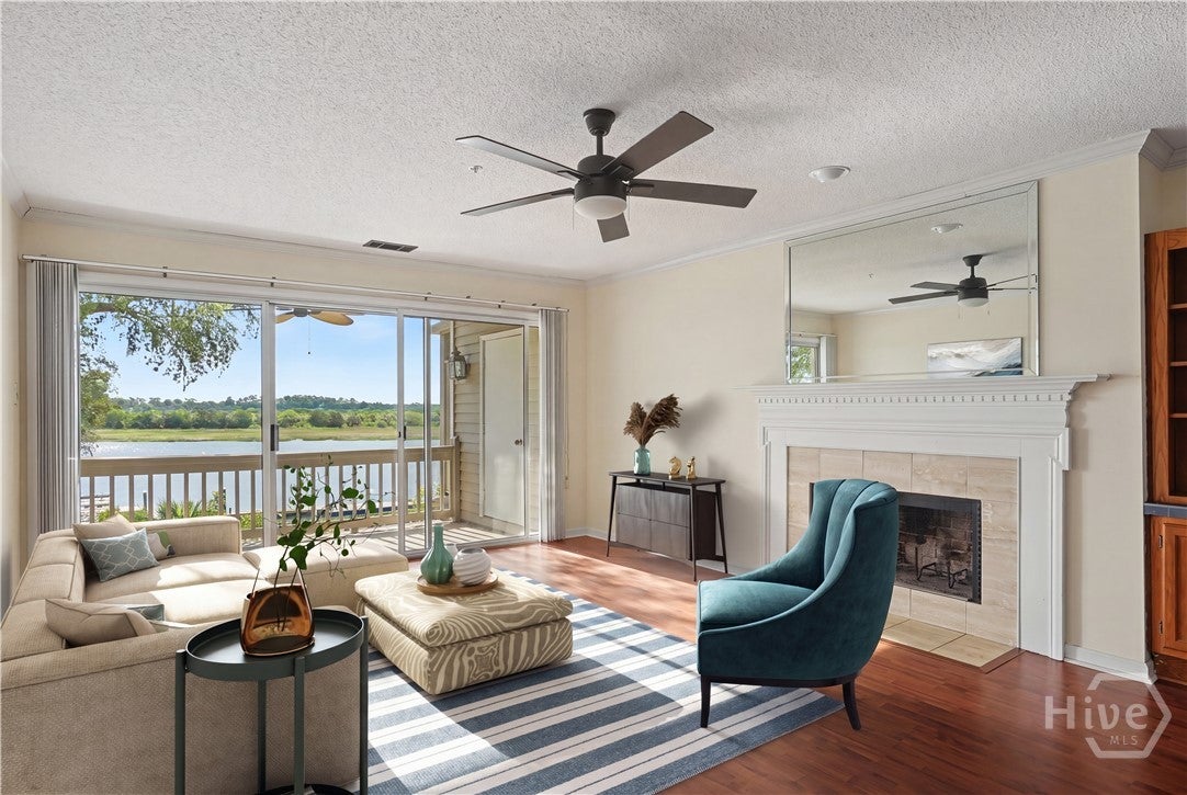 3005 River Drive 511