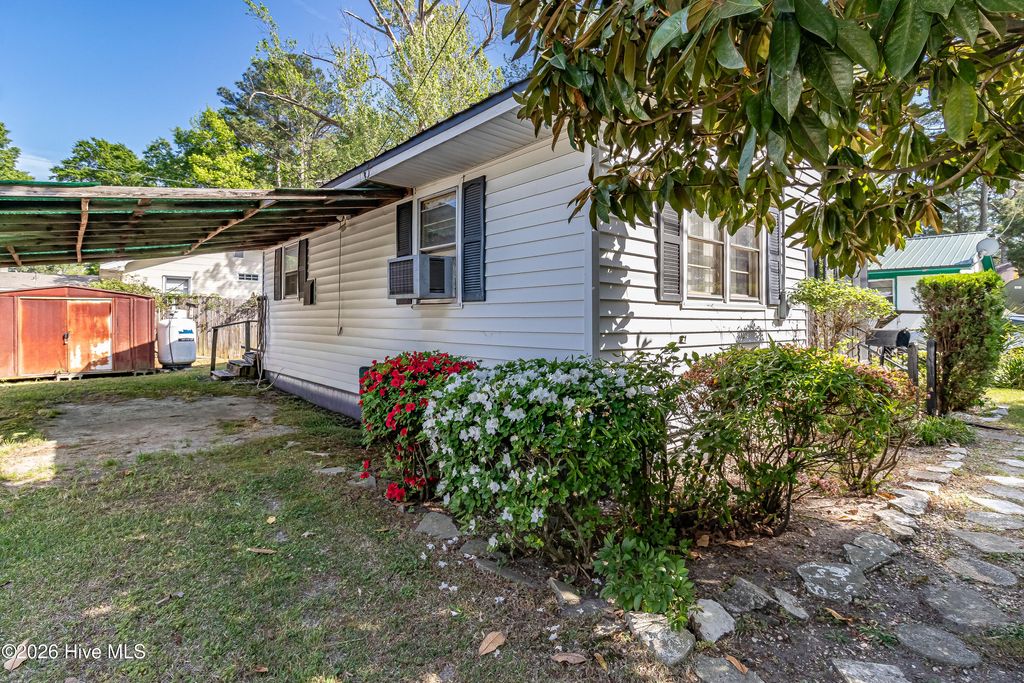 Photo of 103 Springhill Street, La Grange, NC 28551 (MLS # 100567570)