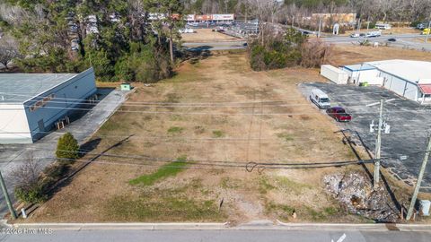 Vacant Land For Sale - TBD S Madison Street<br/> Columbus County, Whiteville, NC 28472