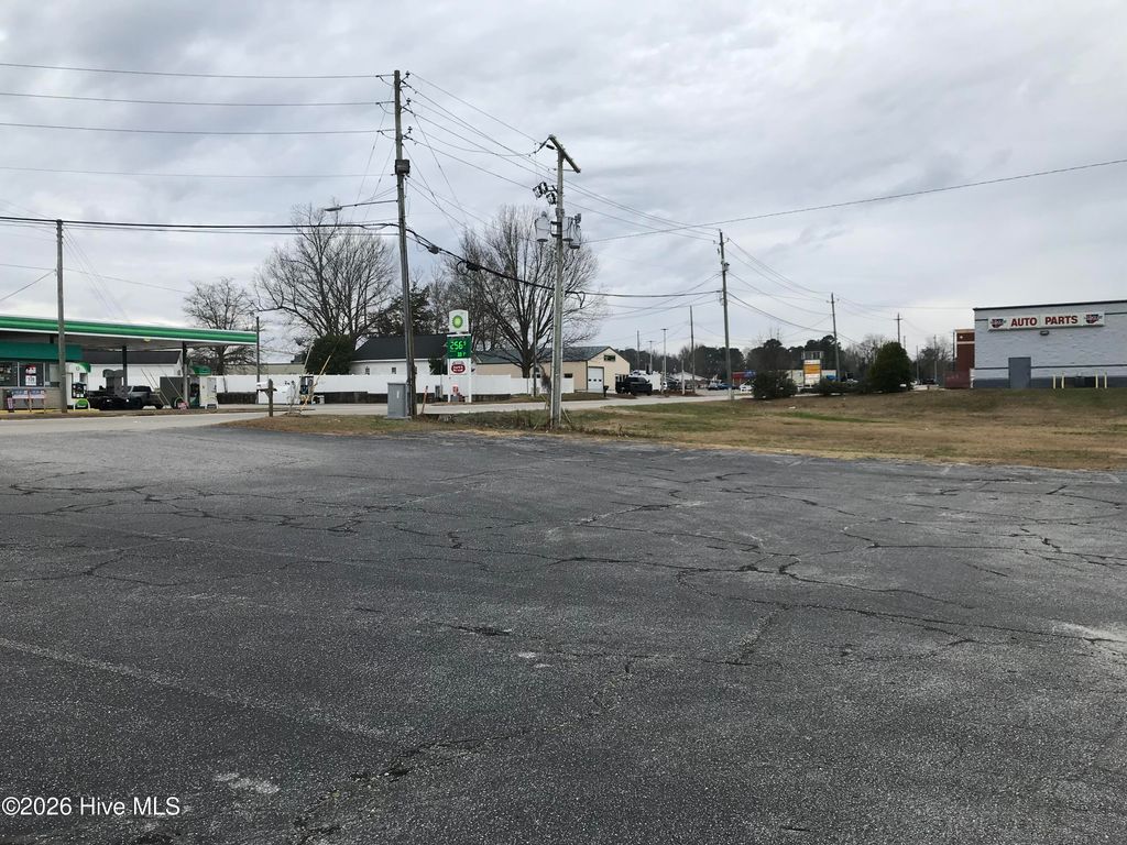 Photo of Tbd S Madison Street, Whiteville, NC 28472 (MLS # 100550442)