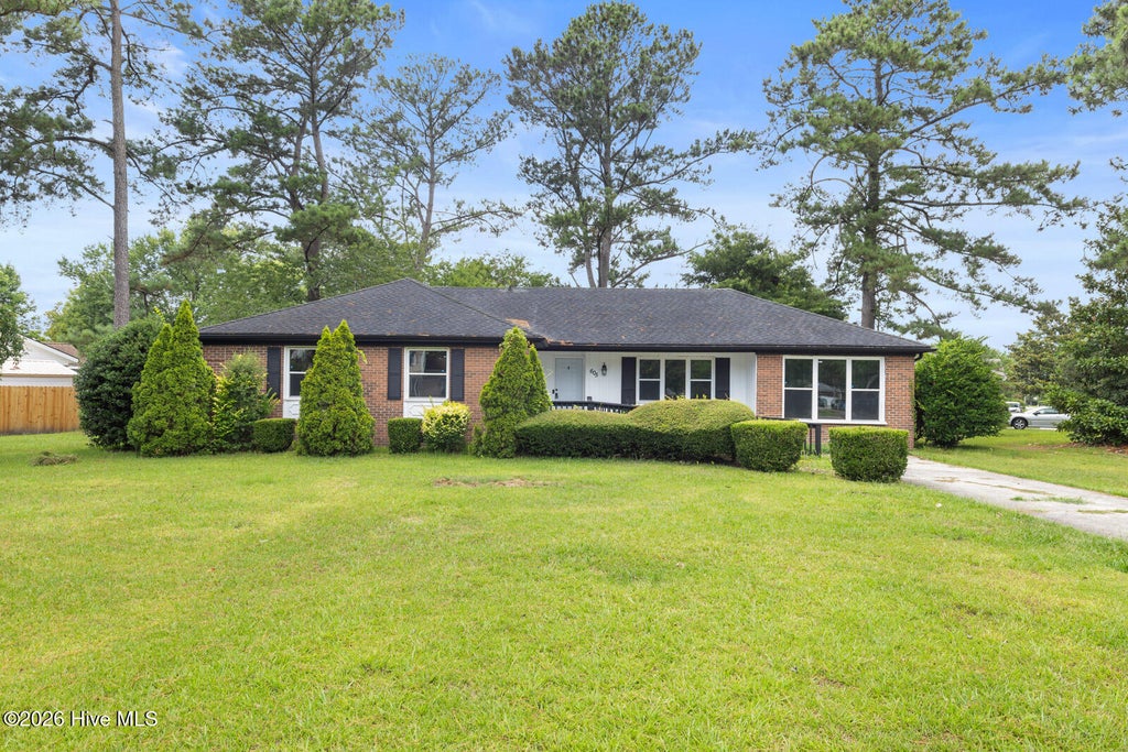 Photo of 605 Winchester Road, Jacksonville, NC 28546 (MLS # 100589258)