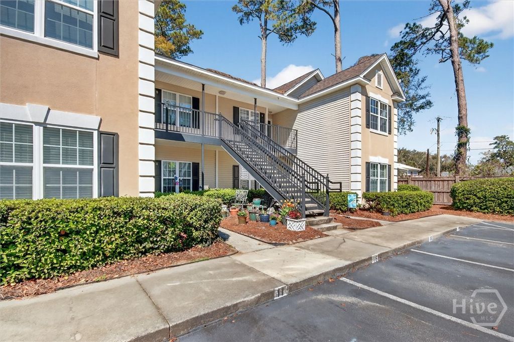 Photo of 16 River Walk #16, Savannah, GA 31410 (MLS # SA351193)
