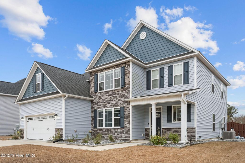 Photo of 207 Knightheads Drive, Swansboro, NC 28584 (MLS # 100546681)