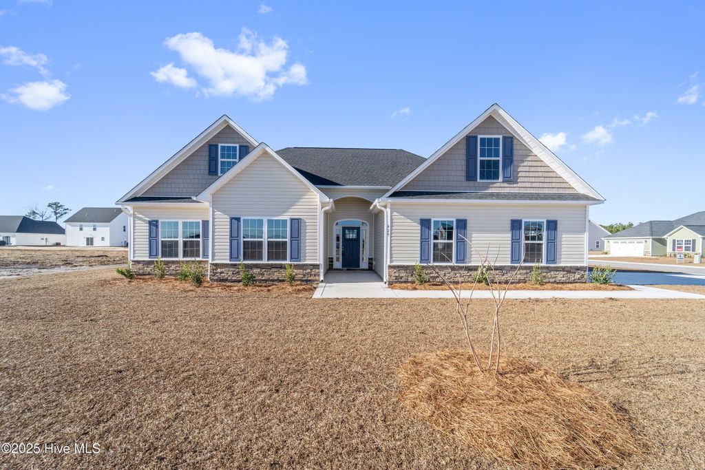 Photo of 429 Montgomery Drive, Jacksonville, NC 28546 (MLS # 100521805)