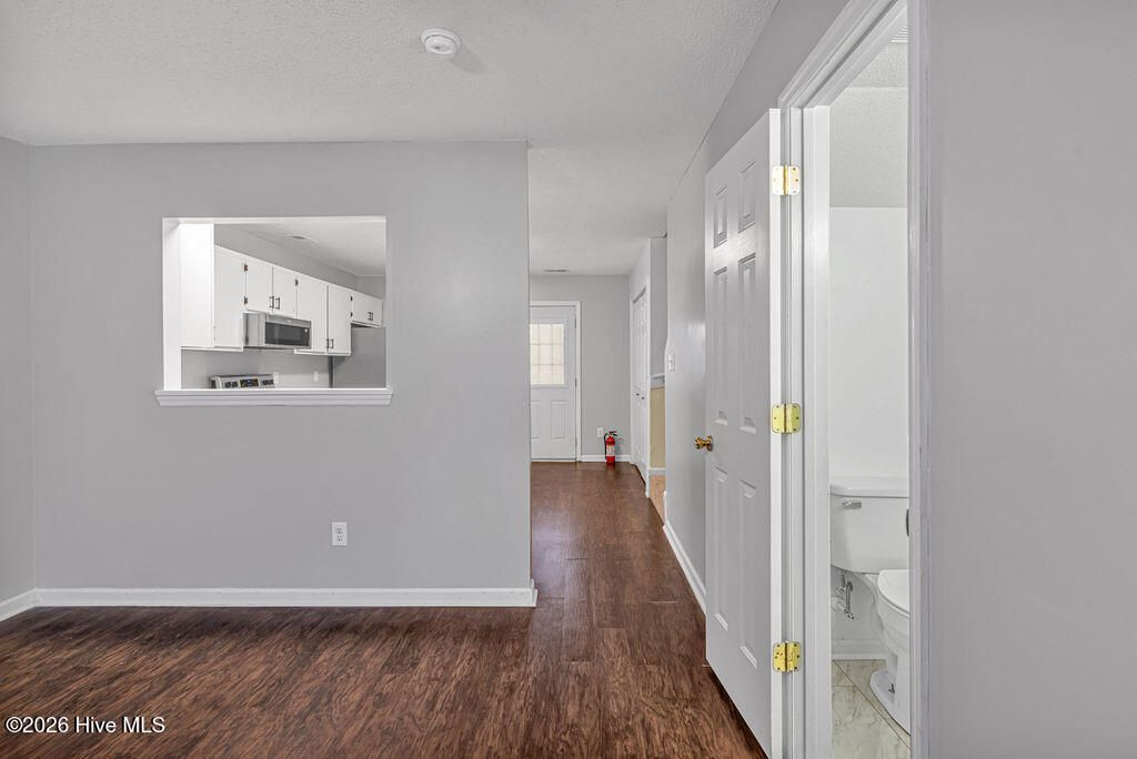 Photo of 909 Timberlake Trail, Jacksonville, NC 28546 (MLS # 100554315)