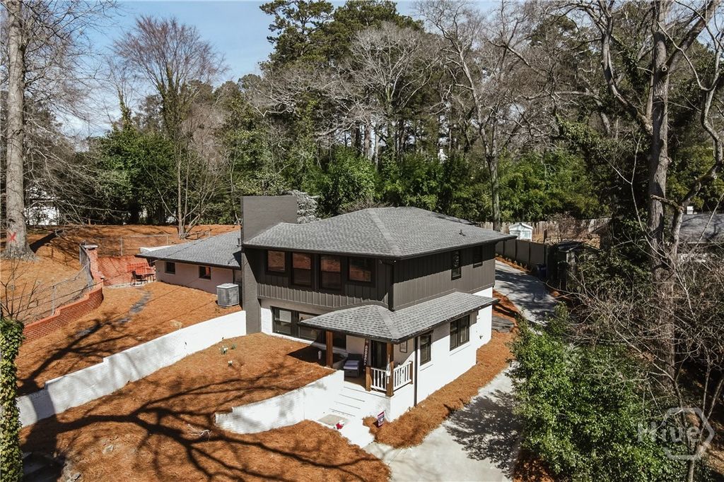 Photo of 450 Westview Drive, Athens, GA 30606 (MLS # CL349825)