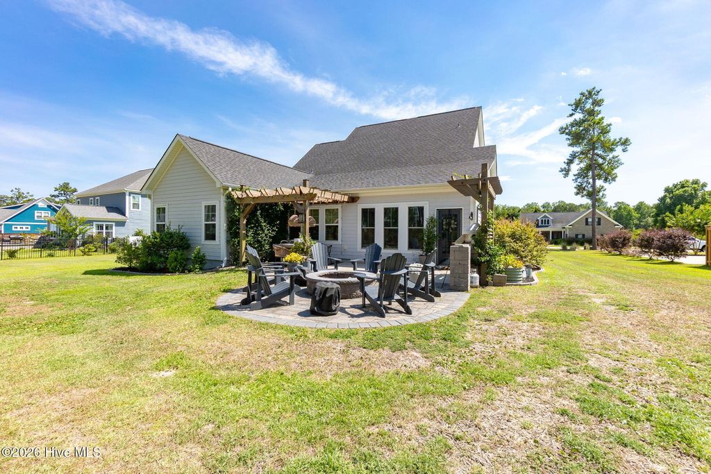 Photo of 699 Crown Pointe Drive, Hampstead, NC 28443 (MLS # 100584131)