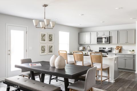 Tiny photo for 623 S Squires Run Lane, Richlands, NC 28574 (MLS # 100546266)