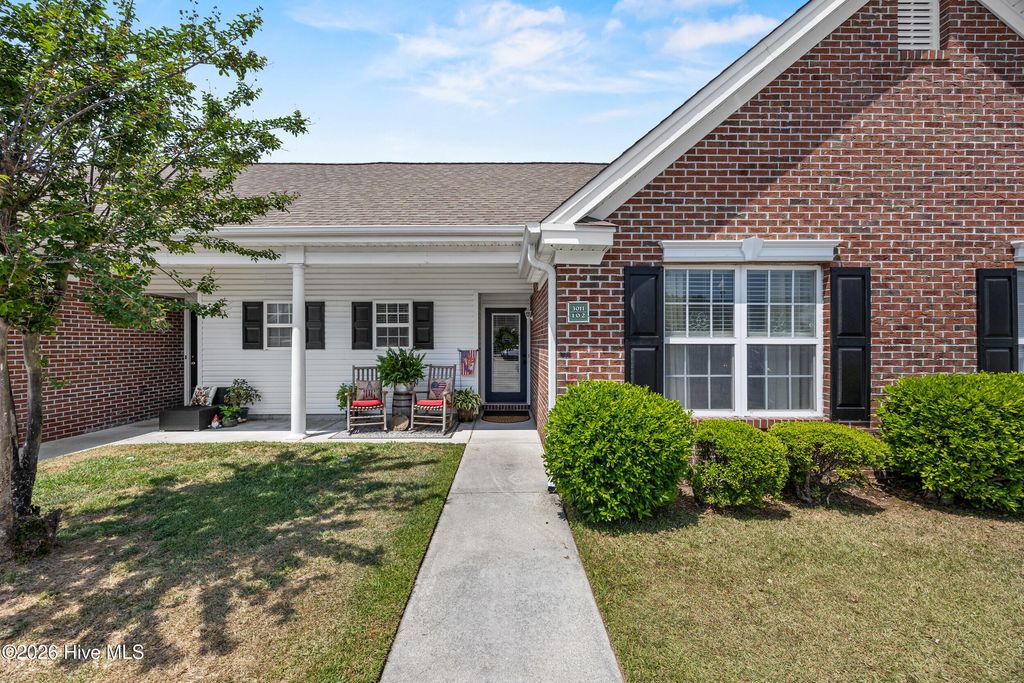 Photo of 3011 Lauren Place Drive #Apt 102, Wilmington, NC 28405 (MLS # 100569630)