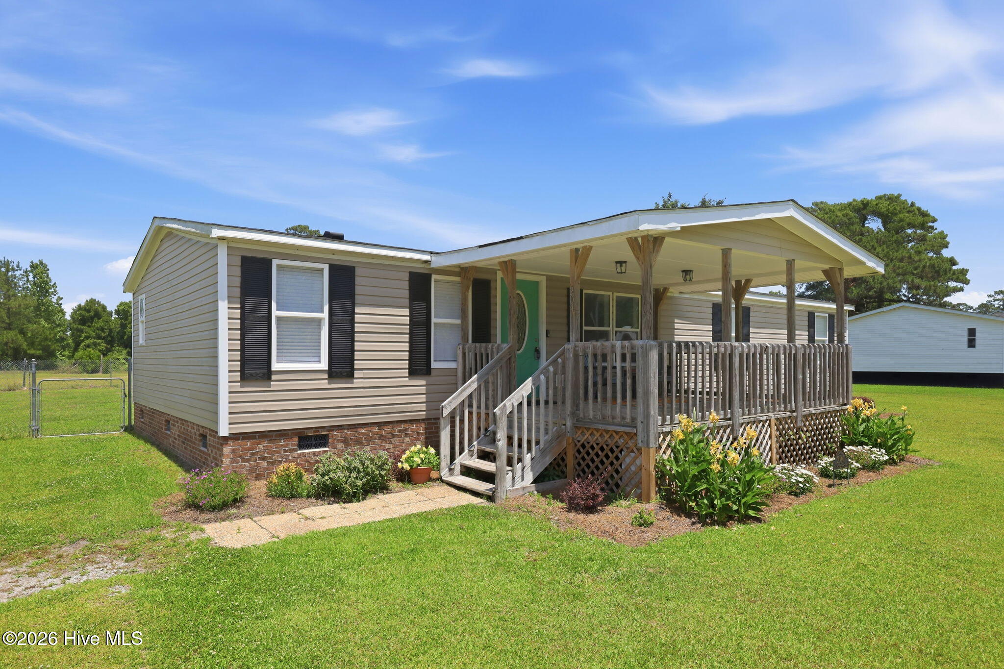 204 Kings Parkway