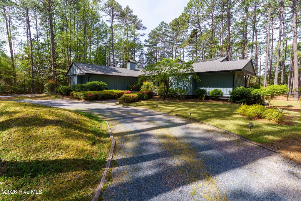 Photo of 185 Ponte Vedra Drive, Pinehurst, NC 28374 (MLS # 100600557)