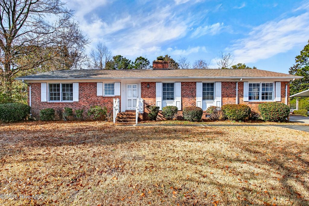 Photo of 1007 Henderson Drive, Jacksonville, NC 28540 (MLS # 100548057)