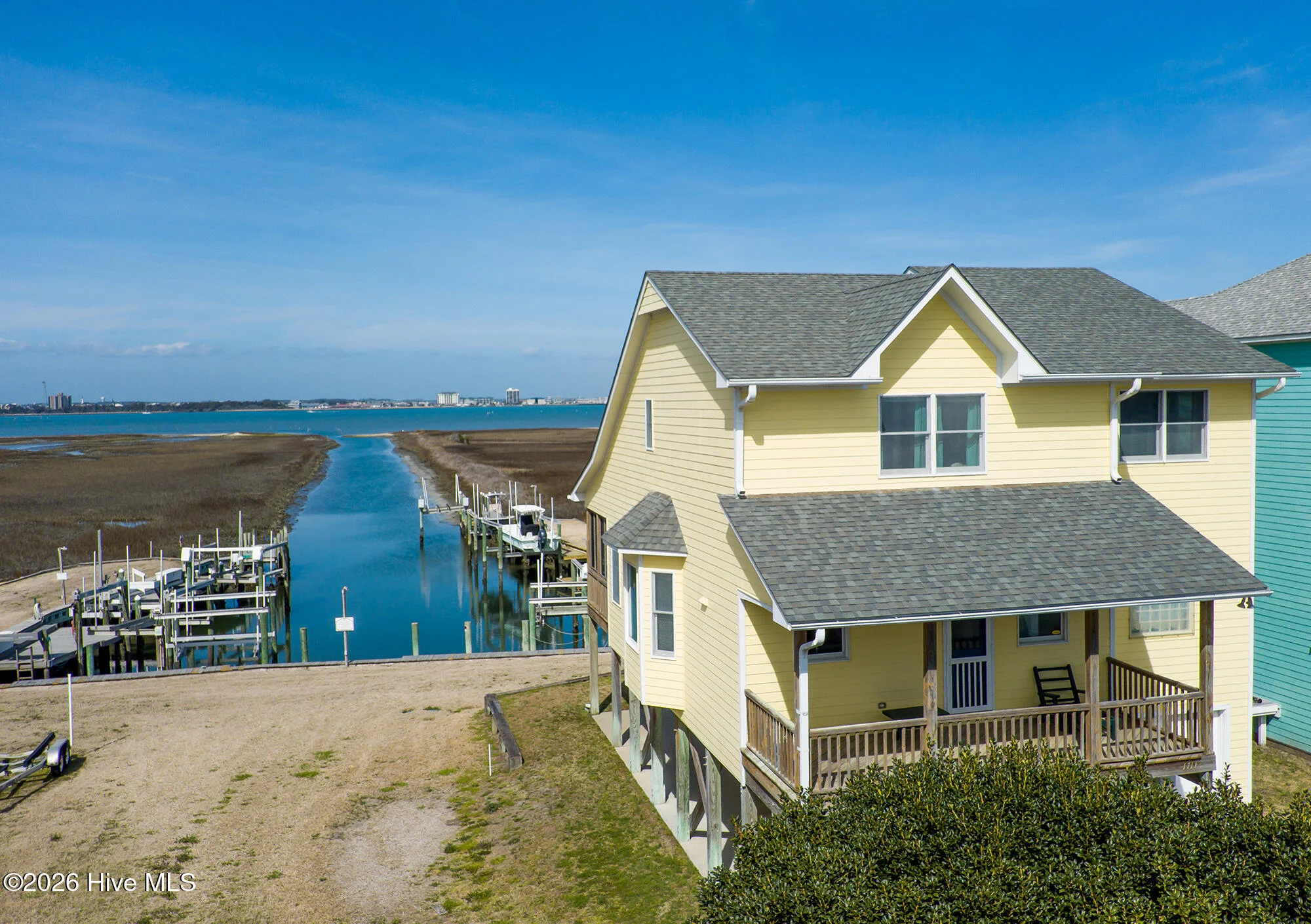 1711 E Fort Macon Road