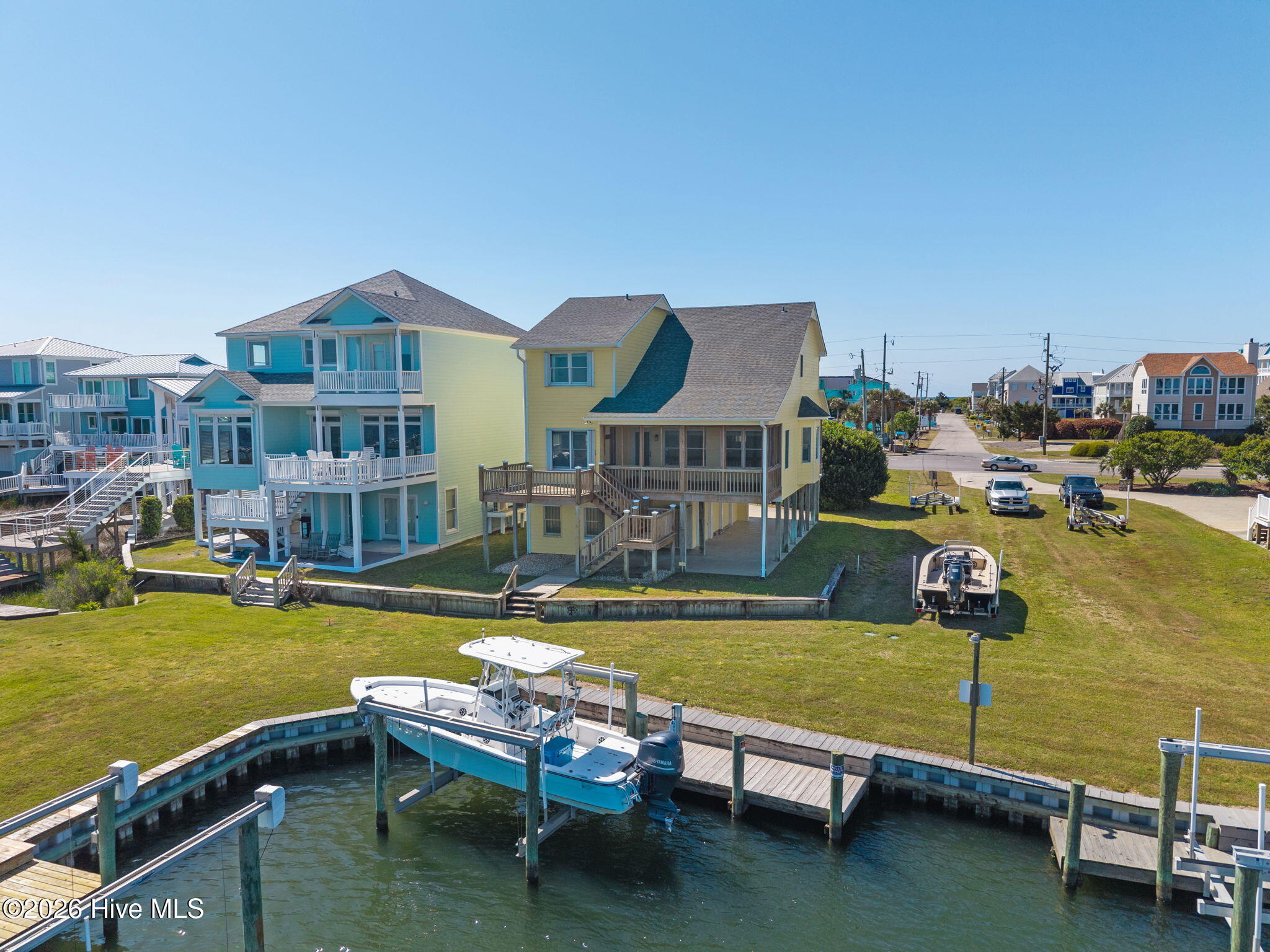 1711 E Fort Macon Road