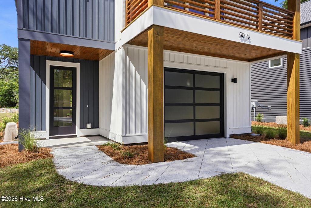 Photo of 5015 Peachtree Avenue, Wilmington, NC 28403 (MLS # 100570867)