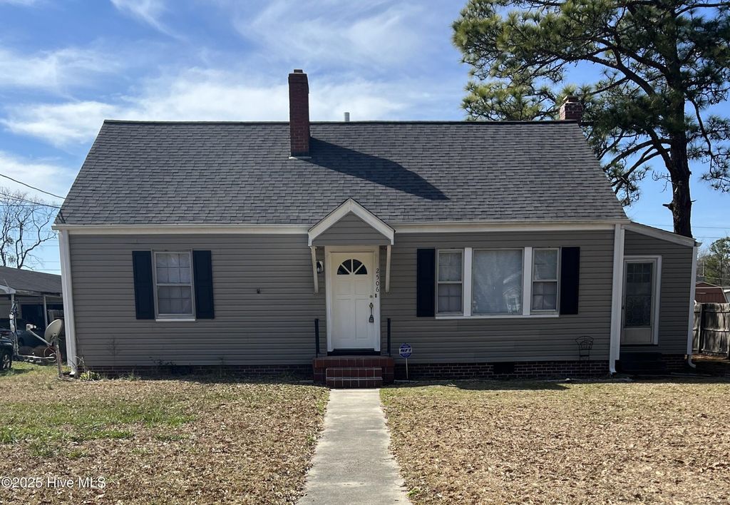 Photo of 2506 Sunset Avenue, Greenville, NC 27834 (MLS # 100490743)