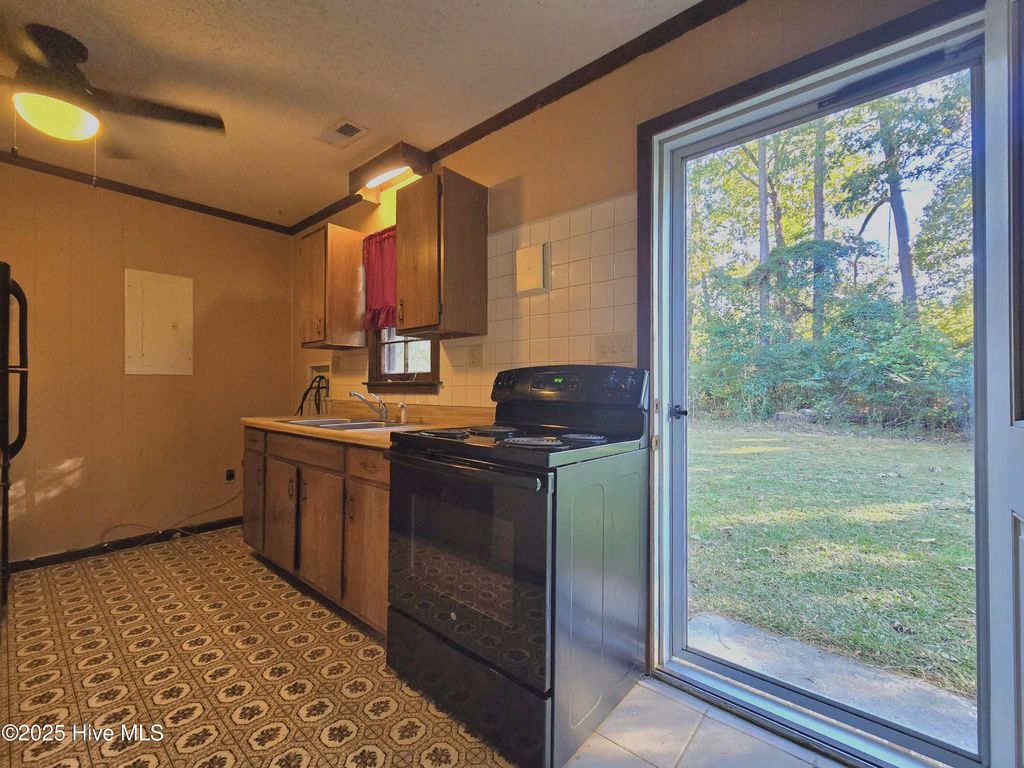 Photo of 144 Micmac Trail, Hertford, NC 27944 (MLS # 100508692)