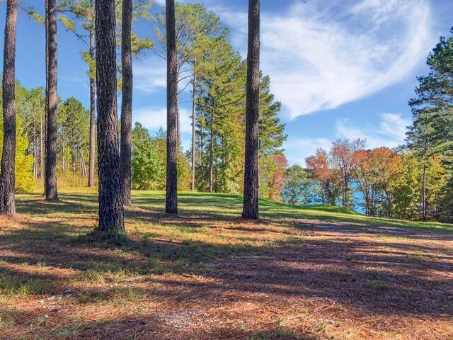 18 S Pointe Cove