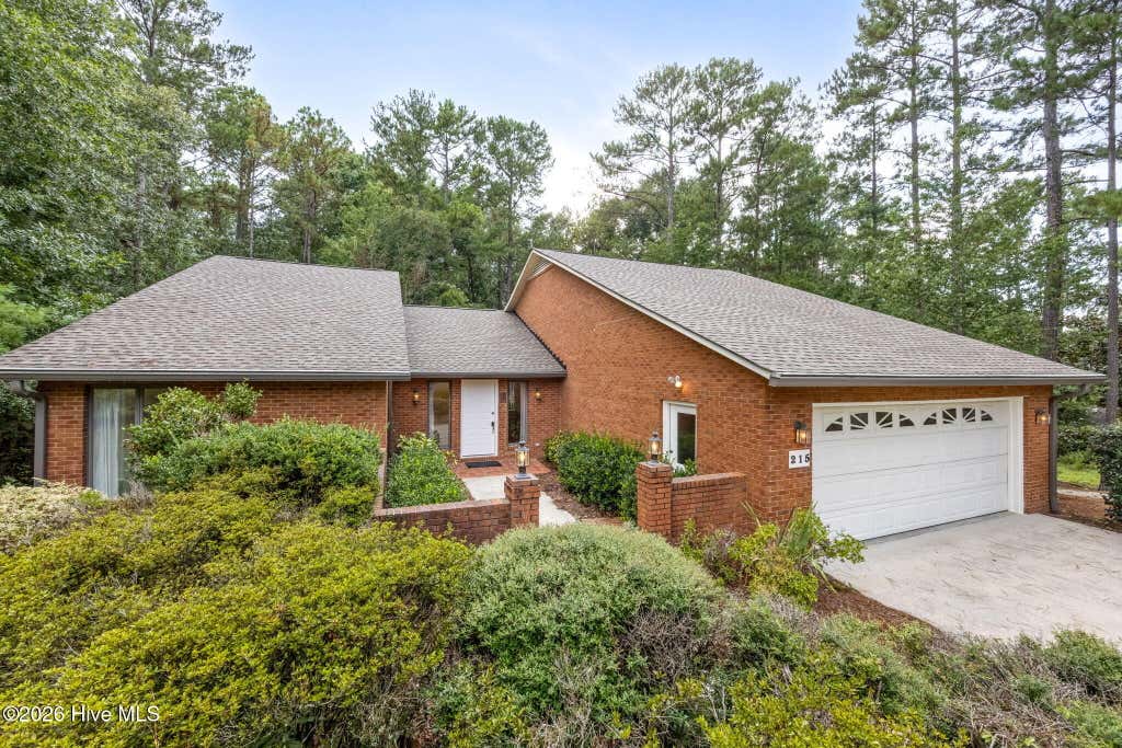 Photo of 215 Englewood Road, Aiken, SC 29803 (MLS # 100595952)